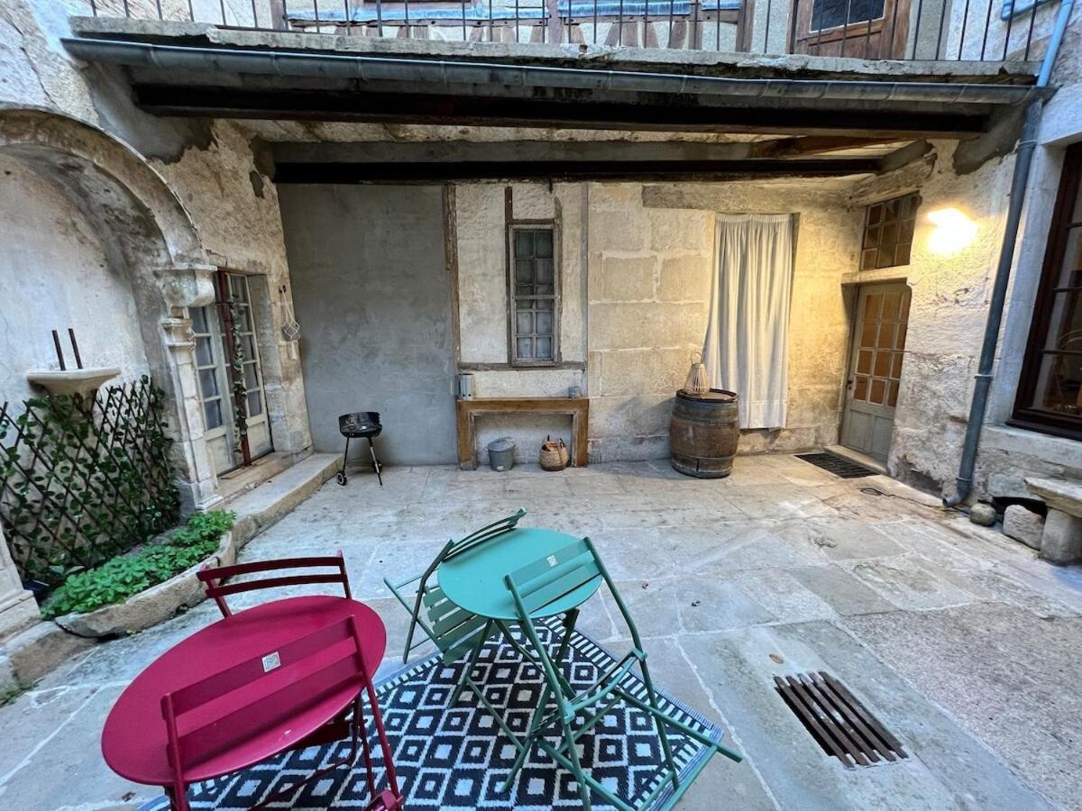 "La Grenouille" Centre Historique - Les Terres Du Roy Villa Авалон Екстериор снимка